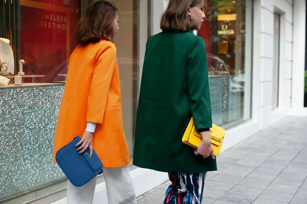 10 raisons d'adopter le pull crème pour femmes cet hiver